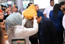 Sekprov Sulteng Sambut Kedatangan Mendes PDT dan Kepala BNN di Bandara Mutiara SIS Al-Jufri Palu