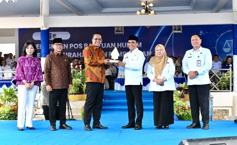 Semua Desa dan Kelurahan di Sulawesi Tengah Miliki Posbankum, Gubernur Anwar Hafid: Keadilan Semakin Dekat Kepada Rakyat