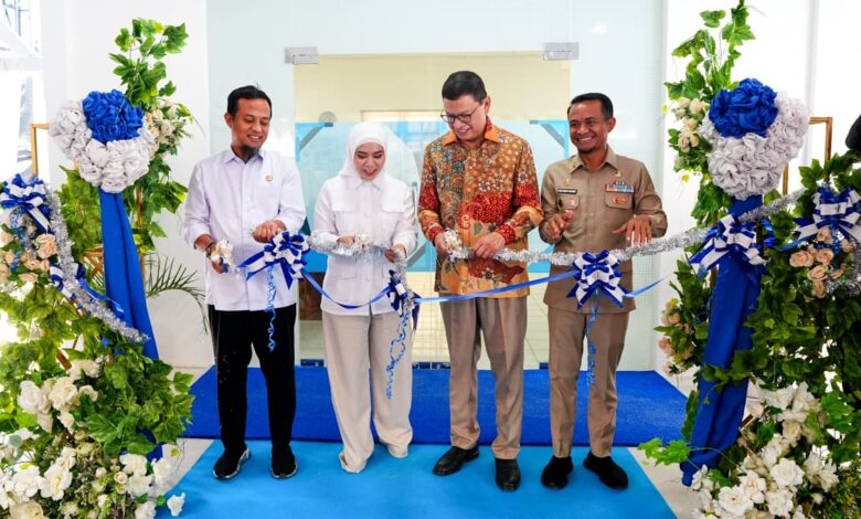 Gubernur Sulsel Hadiri Pengukuhan Loka BPOM Bone, Perkuat Pengawasan Obat dan Makanan di Bosowasi