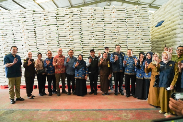 Jelang Idulfitri 1447 H, Wagub Sulteng Sidak Pasar: Harga Stabil, Stok Aman