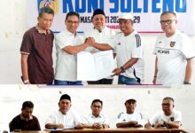 KONI Sulteng Resmi Serahkan SK Kepengurusan KONI Kota Palu