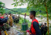 Gubernur Andi Sudirman Apresiasi Program TNI Bangun Jembatan untuk Akses Warga