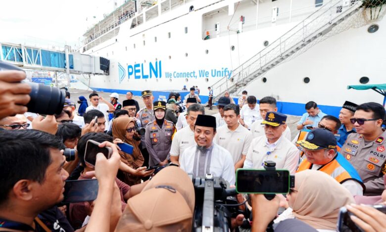 Gubernur Sulsel Lepas Pemudik Program PLN Jalur Laut Rute Makassar-Surabaya dan Bau-Bau