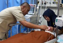 Bupati Irwan Jenguk Ashraf Korban Tenggelam di Danau Matano