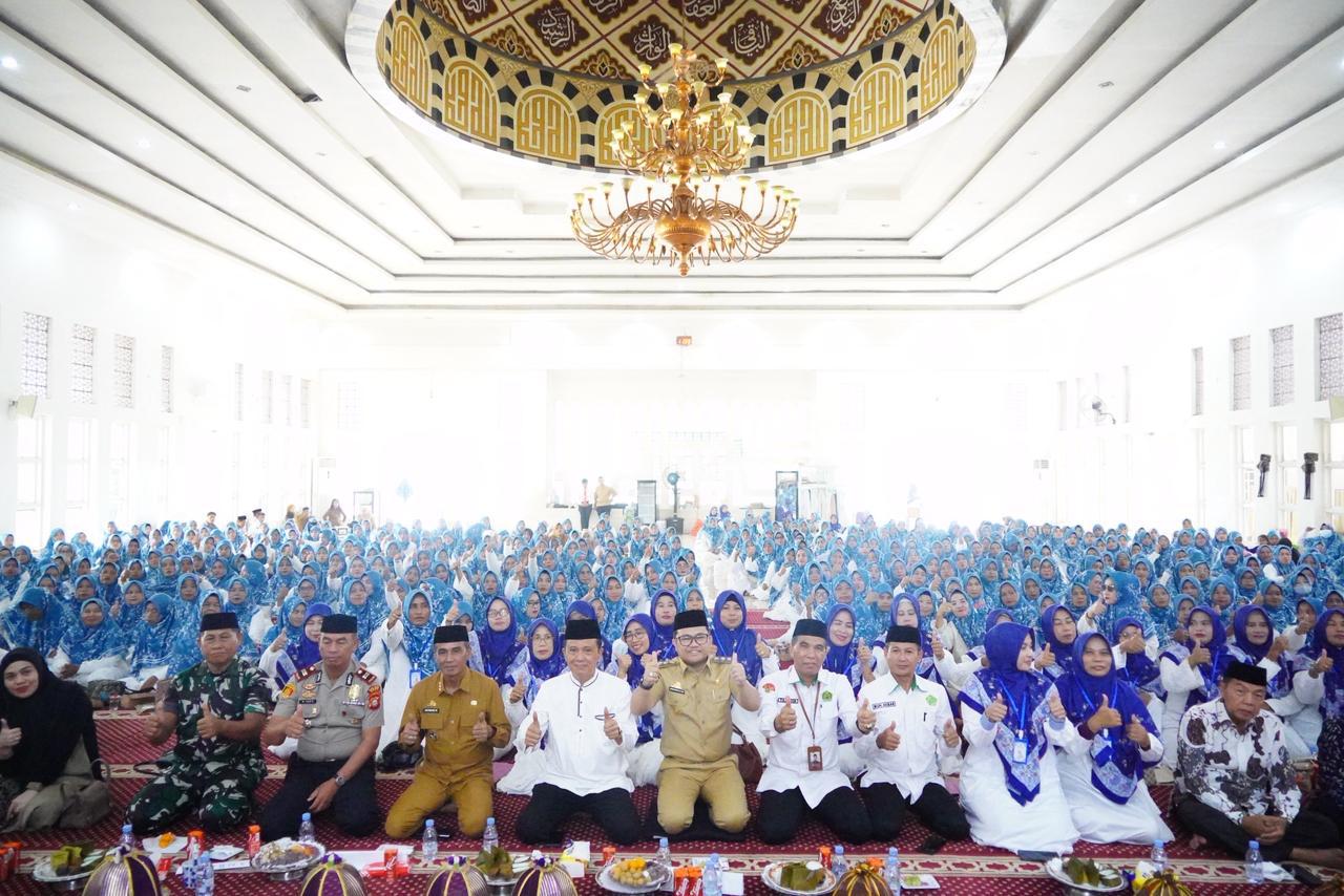 Hadiri Pengajian Akbar di Bajeng, Wabup Gowa Tekankan Kolaborasi Pemerintah dan Warga