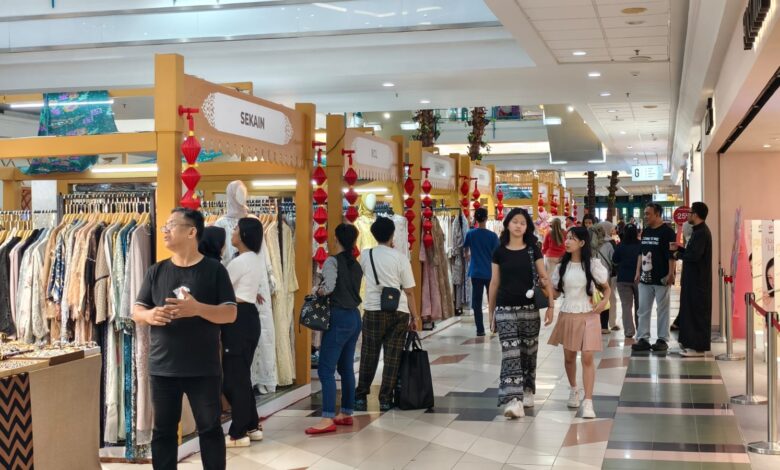 Jelang Lebaran, Mal Ratu Indah Diserbu 48 Ribu Pengunjung per Hari