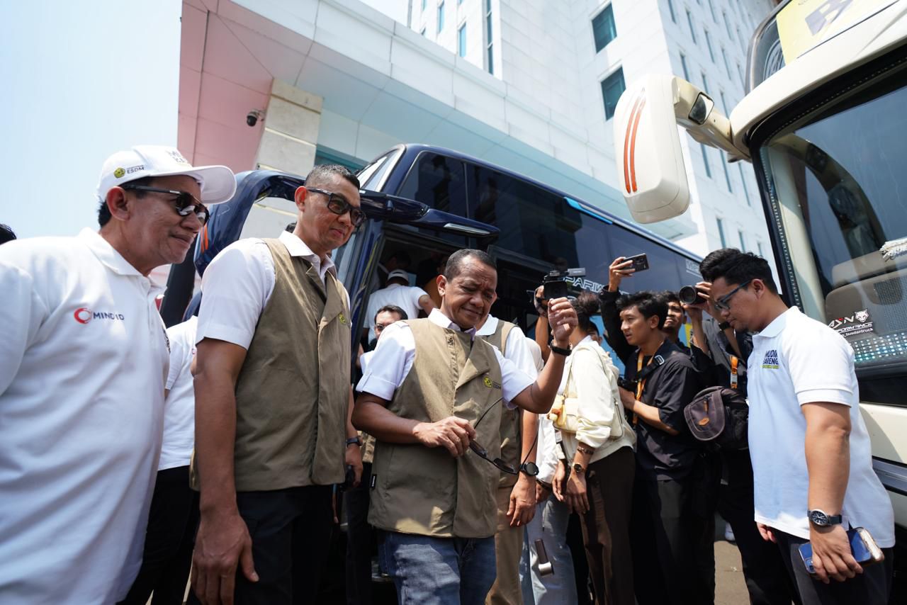 Berangkatkan 1.496 Peserta, Kementerian ESDM Bersama PLN dan BUMN Energi Fasilitasi Mudik Bareng Gratis ke 20 Rute Tujuan