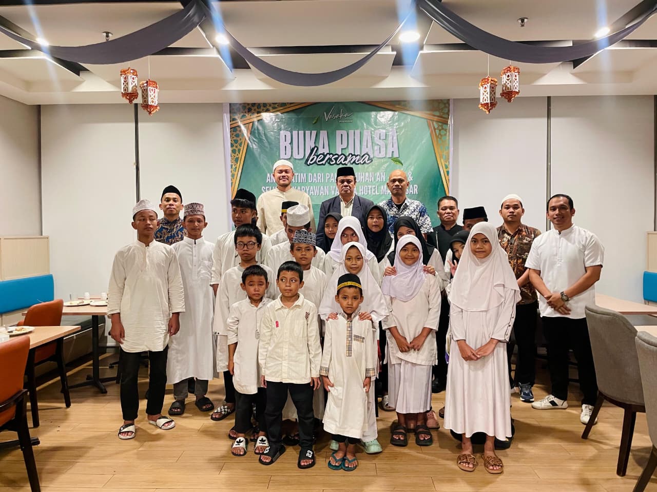 Vasaka Hotel Makassar Berbagi Kebahagiaan Ramadan Bersama Anak Yatim