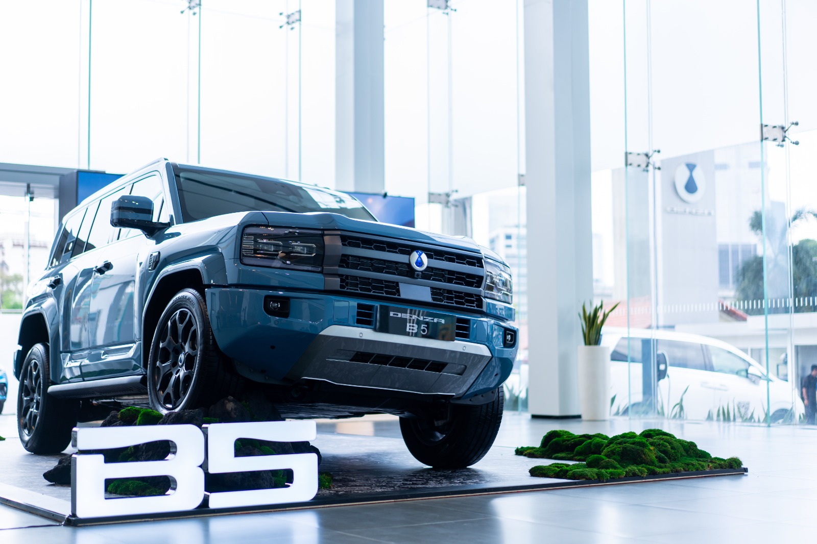 Denza B5 Harga Indonesia: Spesifikasi Lengkap dan SUV Hybrid Off-Road Penantang Prado