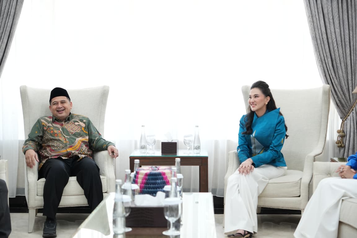 Gubernur Sherly Tjoanda Belajar Strategi PAD dan Inflasi ke Munafri saat Silaturahmi di Rujab