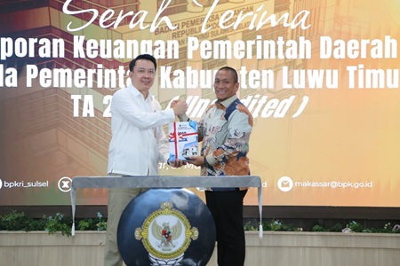 Komitmen Transparansi dan Kepatuhan, Bupati Luwu Timur Serahkan LKPD 2025 ke BPK Perwakilan Sulsel