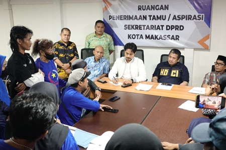 DPRD Makassar Desak Penggusuran Lapak PKL Ditunda Hingga Usai Lebaran