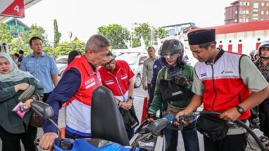 Satgas Ramadan Idulfitri, Dewan Komisaris Pertamina Pastikan Layanan Prima dan Stok Aman di Surabaya