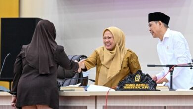 Dorong Pendidikan Gratis hingga Penguatan PAD, Wagub Sulteng Sampaikan Enam Ranperda Strategis di Paripurna DPRD