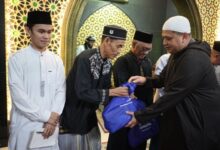 Safari Subuh Ramadan di Kecamatan Ujung Pandang, Munafri Perkuat Silaturahmi Pemkot Makassar dengan Warga