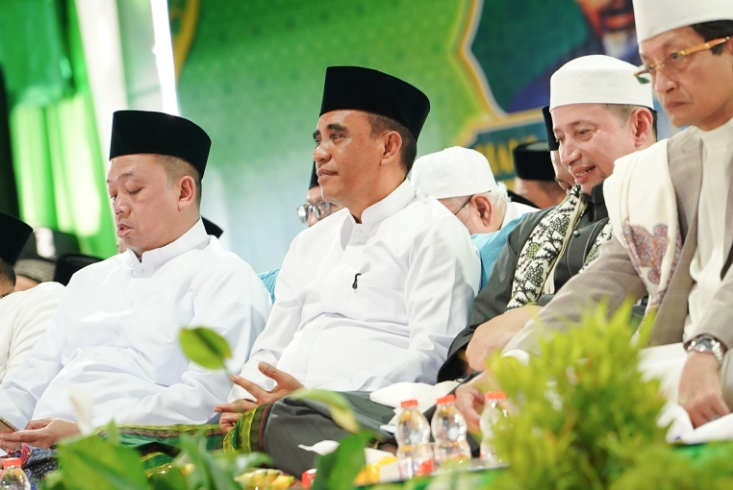 Hadiri Haul ke-58 Guru Tua, Gubernur Sulteng Ajak Lanjutkan Perjuangan Pendidikan dan Akhlak