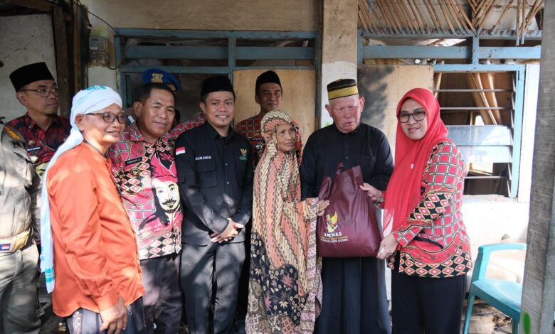 Tinjau Keluarga Miskin Ekstrem, Bupati Gowa Pastikan Intervensi Tepat Sasaran