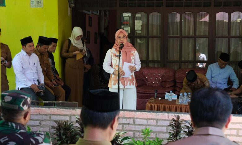 Bupati Gowa Sampaikan Duka Mendalam Kepergian Mantan Camat Bontonompo Periode 2006-2008