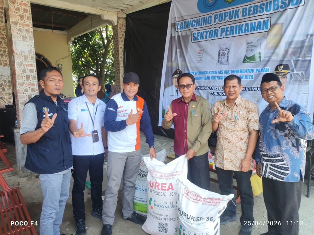 Revitalisasi Sektor Perikanan, Pemkab Lutim Salurkan Pupuk Subsidi bagi 1.163 Petambak