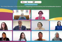 OJK Dorong Literasi Keuangan Masuk Kurikulum, Perkuat Kesehatan Finansial Generasi Muda