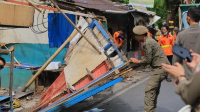 Kecamatan Makassar Tertibkan PKL di Dua Titik, Utamakan Pendekatan Persuasif