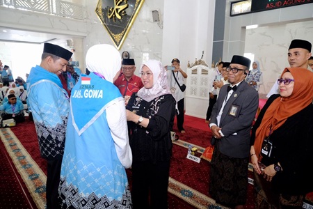 Lepas 387 JCH Kloter Pertama, Bupati Gowa Titip Doa Untuk Kemajuan Daerah