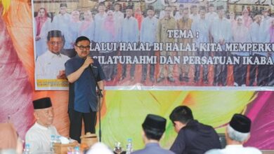 Hadiri Halalbihalal IKABA, Sekprov Sulsel Tekankan Peran Alumni dalam Pembangunan