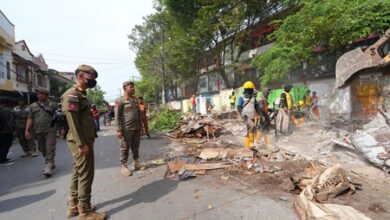 Didukung Pedagang dan Masyarakat Sekitar, Pemprov Sulsel Tertibkan Lapak di Kawasan SMKN 4 Makassar