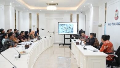 Wali Kota Makassar Pimpin Rapat Monitoring Pembangunan Alternatif Jalan Leimena, Target Rampung Tahun Ini