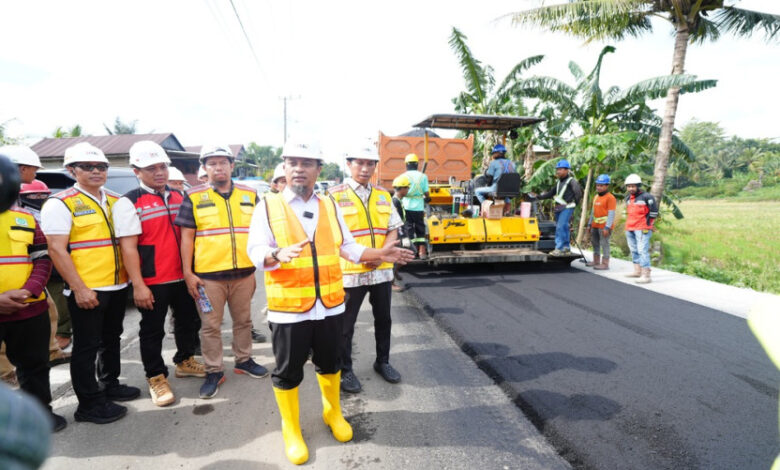 Gubernur Sulsel Tinjau Progres MYP Jalan di Pinrang-Enrekang, Pengerjaan Capai 57 Persen