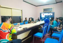 Diskominfosantik Sulteng Perkuat Penanganan Hoaks melalui Studi Tiru Klinik Hoaks Jatim