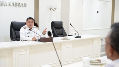 Wali Kota Munafri Instruksikan Penertiban Baliho Ilegal, Kota Bersih dari Reklame Semrawut