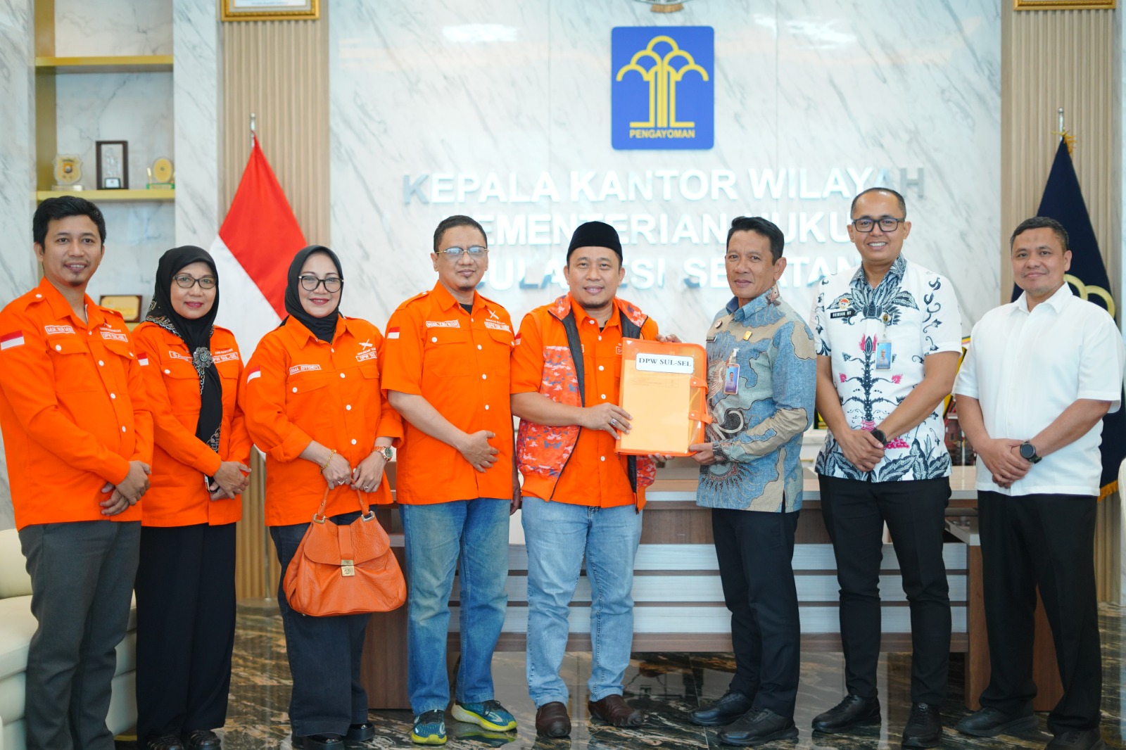 Penuhi Syarat Administratif, Partai Gerakan Rakyat Sulsel Ajukan SKT ke Kemenkum