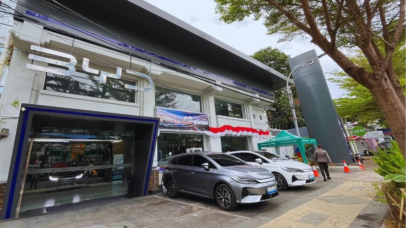 HAKA Auto Karebosi, Wajah Baru Layanan Kendaraan Listrik Modern di Makassar