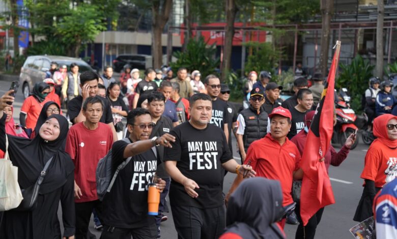 Peringatan May Day 2026, Munafri-Aliyah Ramaikan Fun Walk Serikat Buruh dan Pekerja