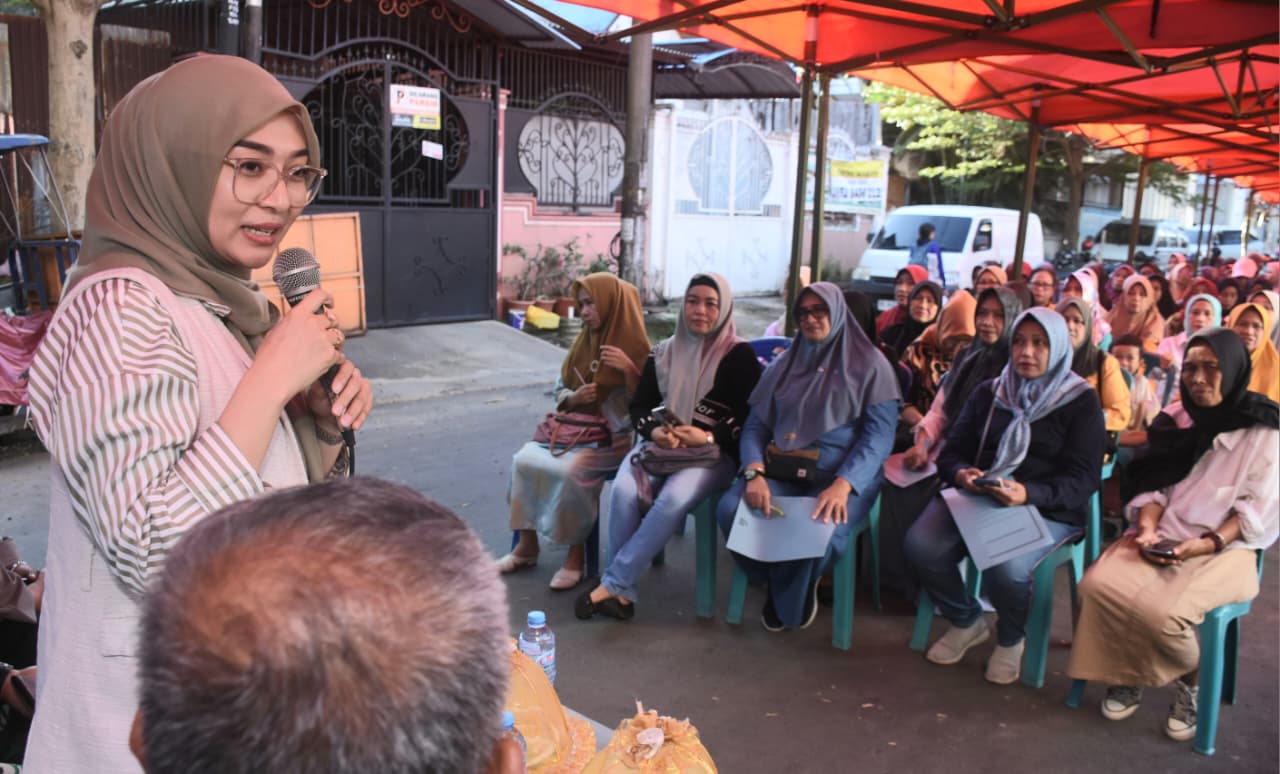 Reses di Mariso, Budi Hastuti Terima Keluhan Warga Terkait Sedimentasi Saluran Air Penyebab Banjir