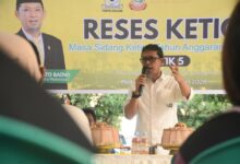 Reses di Kalukuang, Muhammad Yulianto Badwi Terima Aspirasi Masyarakat Terkait Air Bersih, Pengelolaan Sampah, Drainase hingga Lampu Jalan