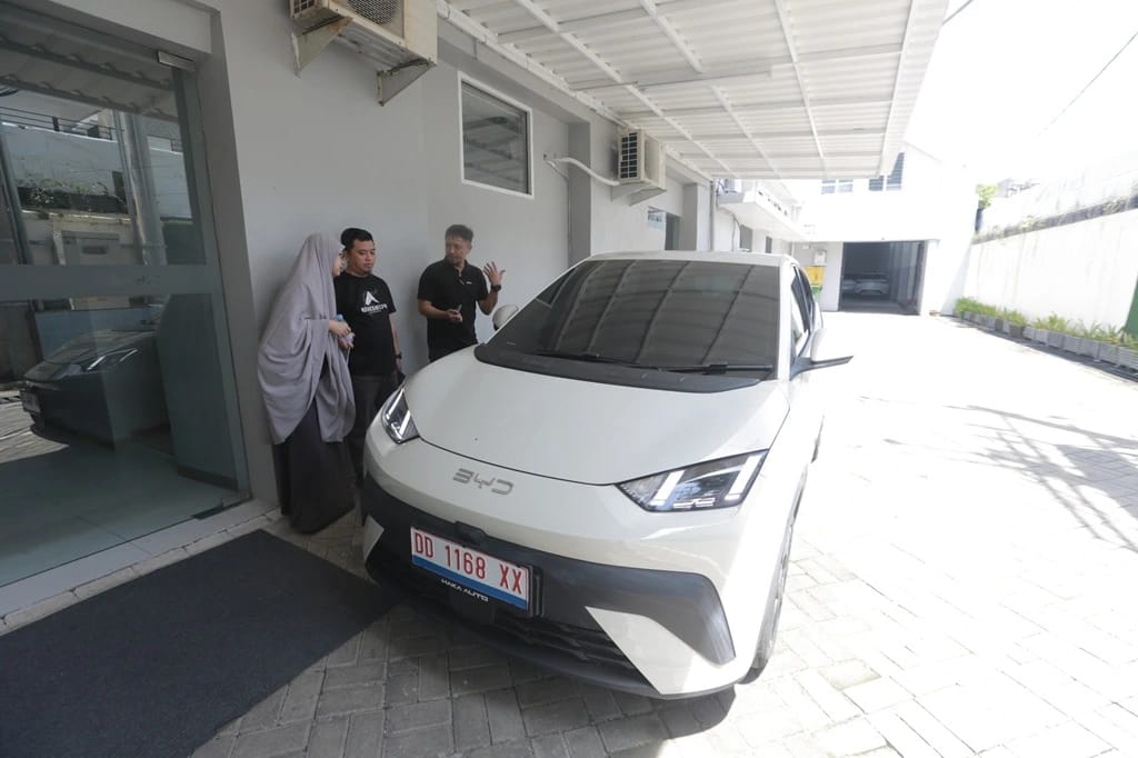 HAKA Auto Karebosi, Wajah Baru Layanan Kendaraan Listrik Modern di Makassar