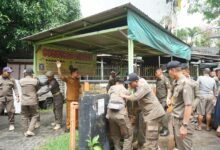 Kecamatan Tallo Tertibkan 8 Lapak PKL, Jalan Sunu Disiapkan Jadi Lokasi CFD