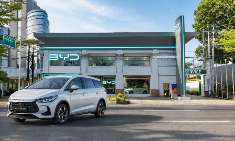 BYD M6 DM Resmi Meluncur di Indonesia, MPV Hybrid Super Irit 65 Km/Liter Kini Bisa Dipesan