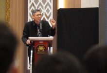 Renungan Hari Arafah: Makna Wukuf Lewat DiKSar dan MOS