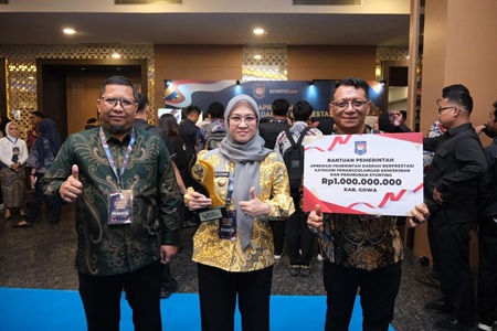 Komitmen Tekan Kemiskinan dan Stunting, Gowa Raih Penghargaan dari Kemendagri
