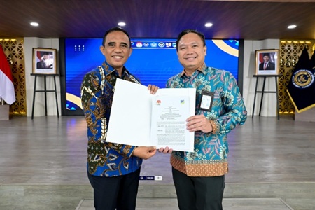 KPK Serahkan Aset Rampasan ke Sulteng, Anwar Hafid: Siap Dimaksimalkan Untuk Rakyat