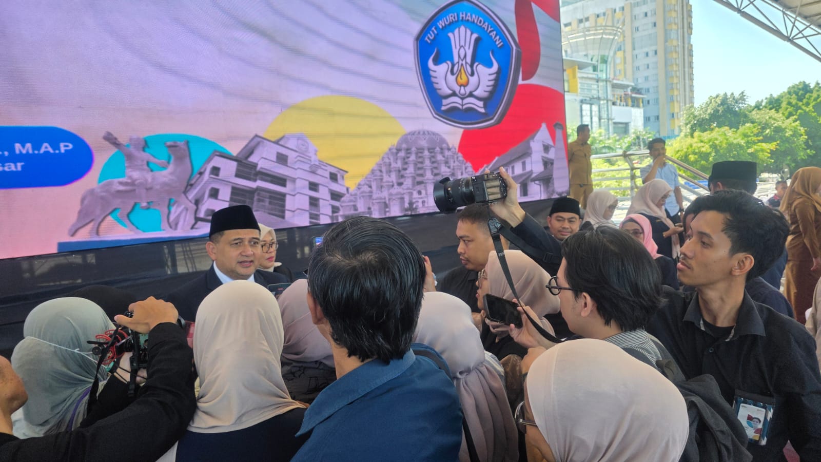 Respons Dugaan Pungli Pengisian Kepsek, Munafri Perintahkan Inspektorat Periksa Seluruh Pihak