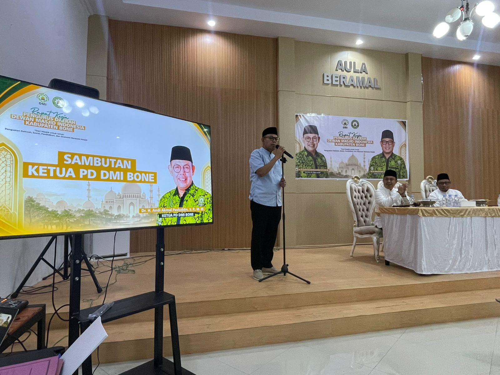 Pimpin Raker DMI Bone, Andi Akmal Pasluddin Serukan Kolaborasi Makmurkan Masjid