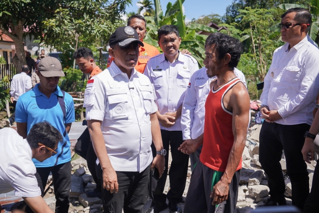 Kadis Kominfosantik Turut Mendampingi Gubernur Sulteng Tinjau Lokasi Terdampak Gempa di Sigi