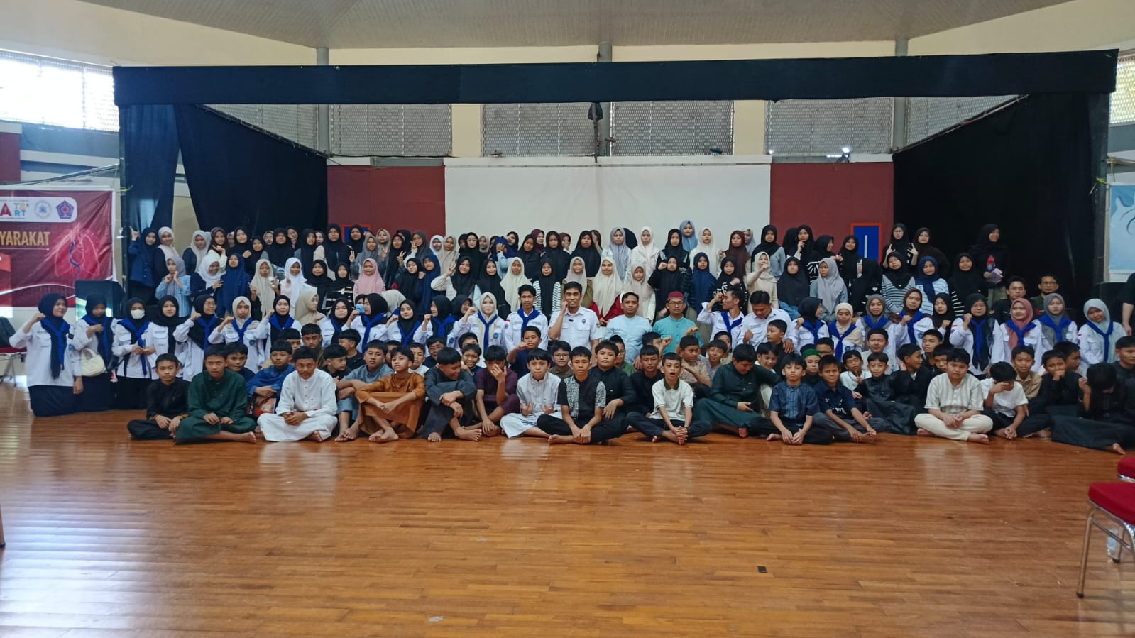 Boarding Athirah Bukit Baruga Gelar Pelatihan Bantuan Hidup Dasar, 300 Siswa Dibekali Penanganan Darurat