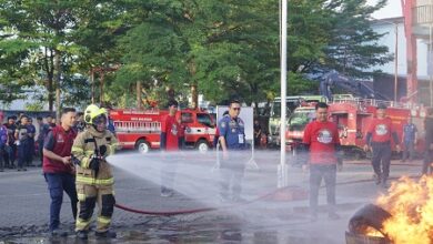 API BAHARI Jadi Inovasi Damkarmat Makassar, Warga Pesisir Dilatih Hadapi Kebakaran dan Bencana