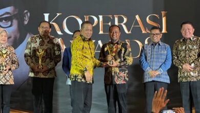 Gubernur Sulsel Raih Bakti Koperasi Nayaka Mahambara di Ajang Koperasi Awards 2026