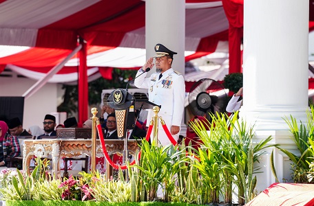 Upacara HUT ke-81 RI, Gubernur Sulsel Andi Sudirman Gaungkan Kedaulatan Pangan Menuju Indonesia Emas 2045